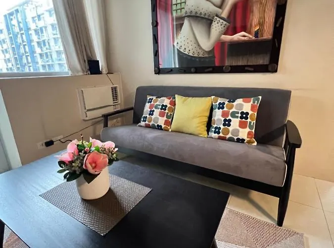 Apartment World *