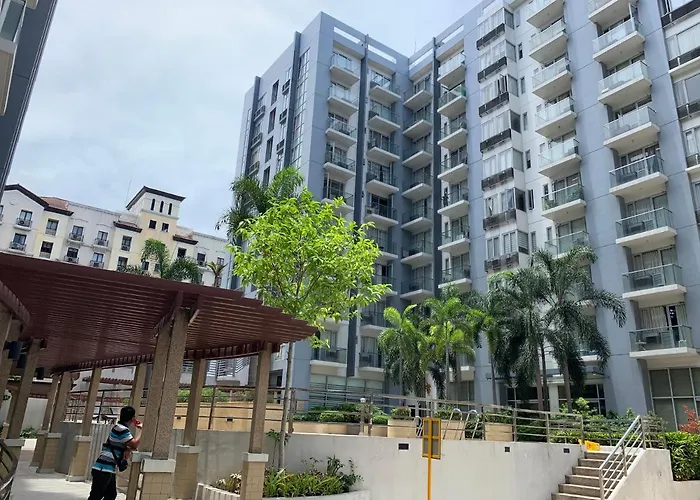 World Apartment Manila